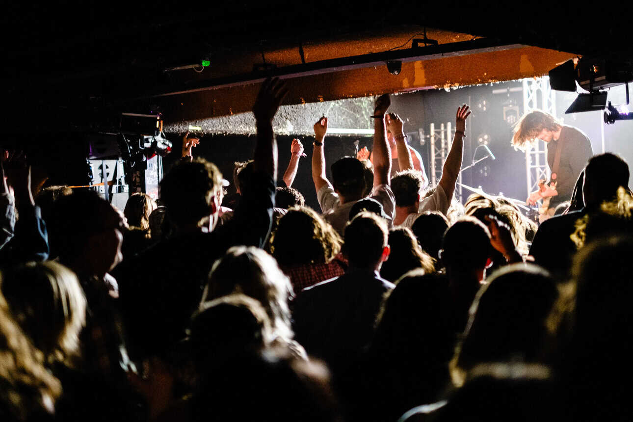 MOMO Festival 2026 in Rotterdam adds 22 new names, including Obongjayar, Zimmer90, CHARLOT and new performances, from 16 to 18 April at venues across the city.